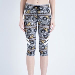 SALE EUC The Upside Woodland Capri Legging Size M